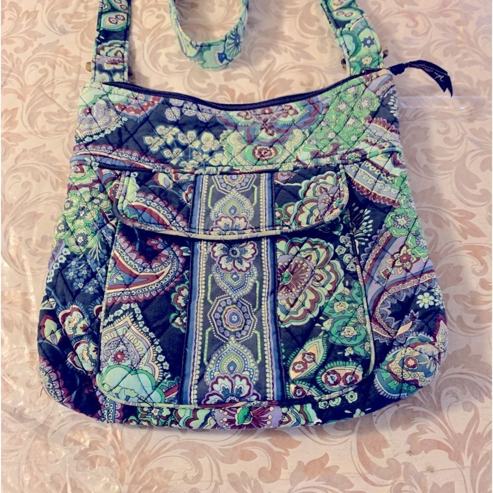 Vera Bradley ‘Rhapsody’ Crossbody Handbag Zipper Closure Gorgeous